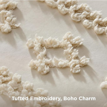 The Willow Tufted Comforter