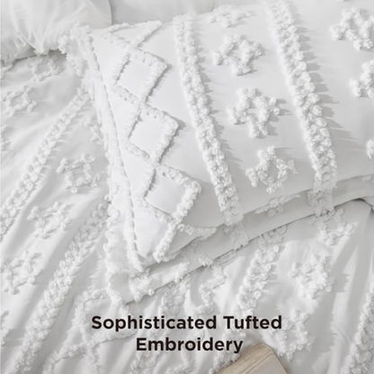 The Willow Tufted Comforter