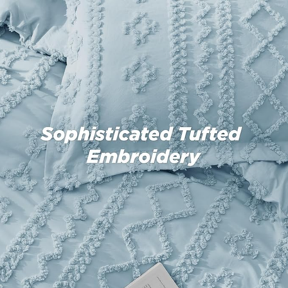 The Willow Tufted Comforter