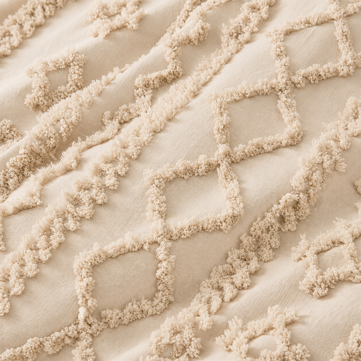 The Willow Tufted Comforter