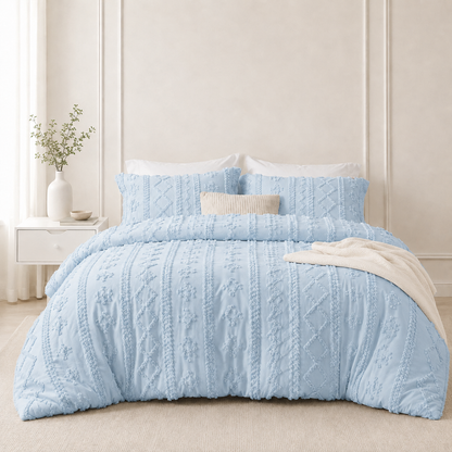 The Willow Tufted Comforter