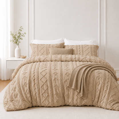 The Willow Tufted Comforter
