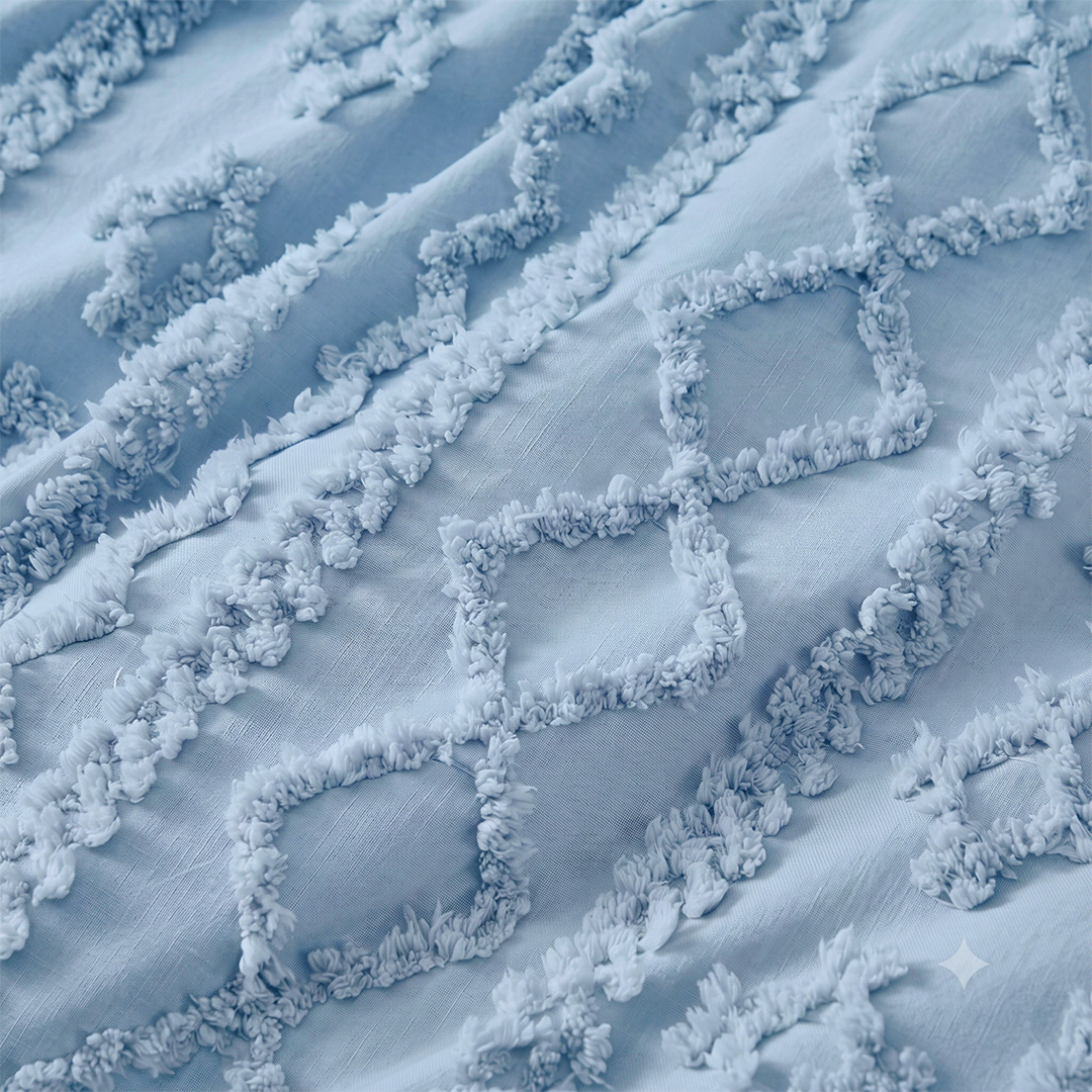 The Willow Tufted Comforter