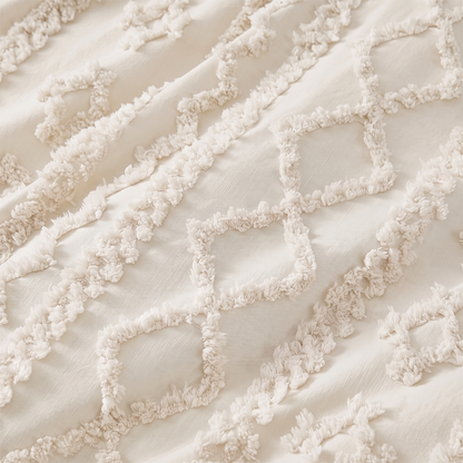 The Willow Tufted Comforter