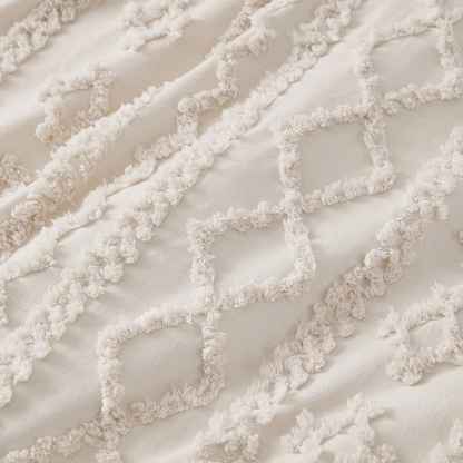 The Willow Tufted Comforter